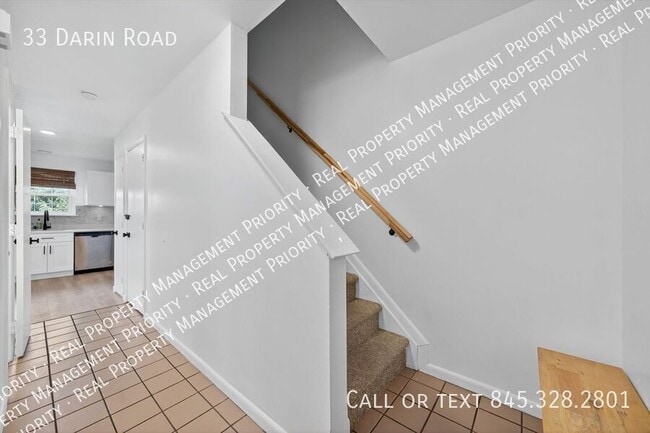 Building Photo - 33 Darin Rd