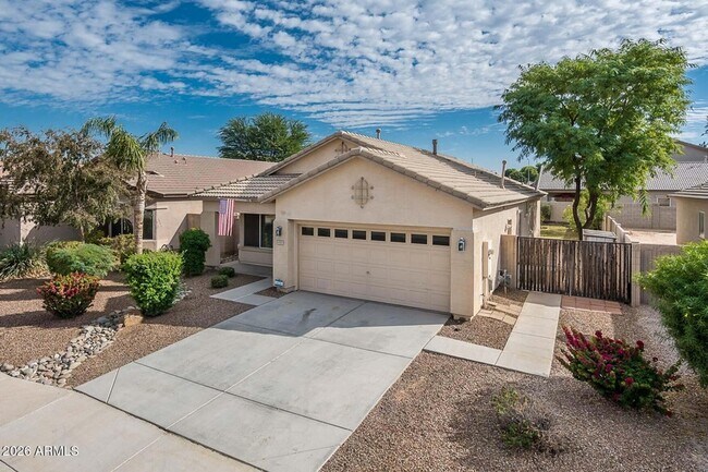 Foto del edificio - 11851 W Washington St