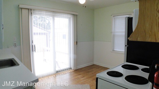 Foto del edificio - 3 br, 1 bath House - 18868 Negaunee