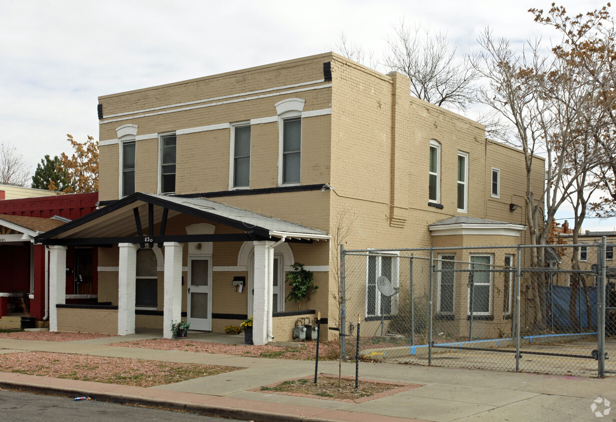 Primary Photo - Lincoln Park Mutual Housing