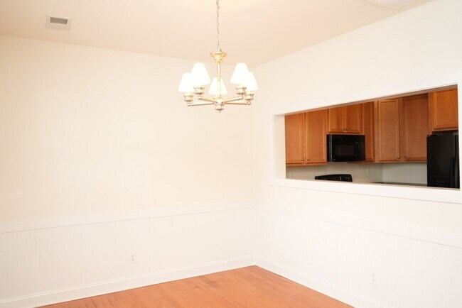 Foto del edificio - 306 Marquette Ct