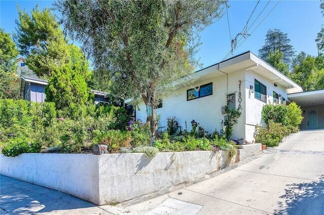 Building Photo - 21806 Ybarra Rd