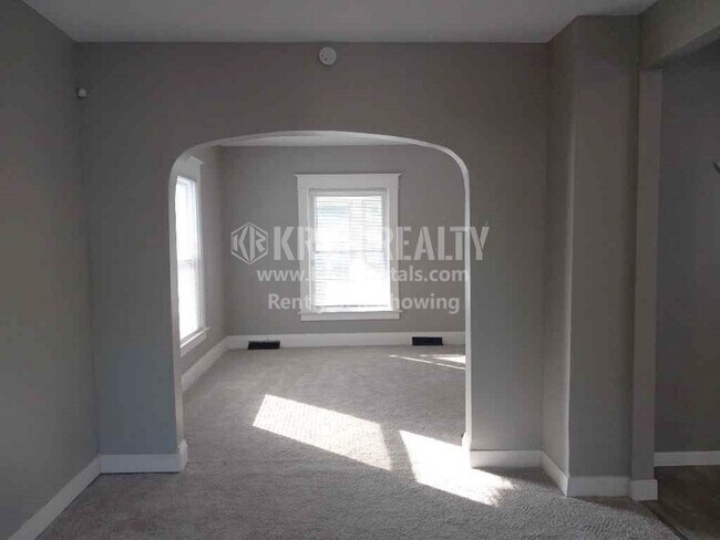 Foto del edificio - Nice 3-Bedroom 1-Bathroom Home in North To...