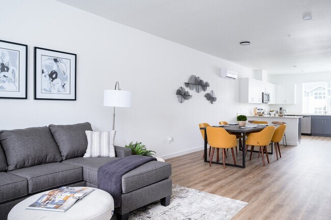 Timberview Oregon City | Casa adosada de 3 habitaciones con sala de estar - Timberview