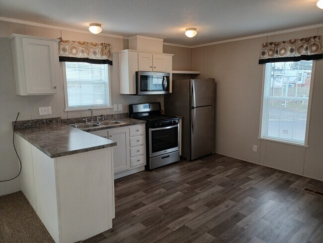 Foto del edificio - 3514 Sally Mae Terrace