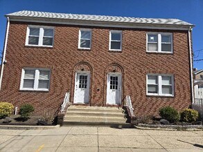 Building Photo - 229 Columbia Ave