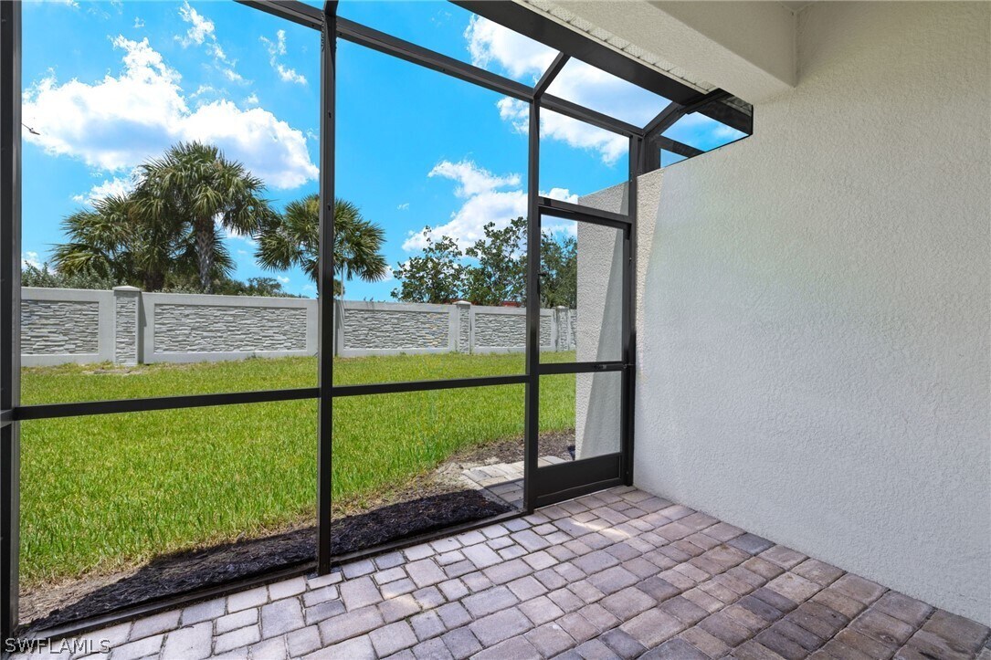 Primary Photo - 4164 Bisque Ln