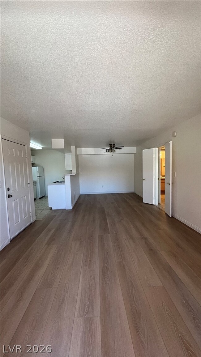 Building Photo - 8101 W Flamingo Rd
