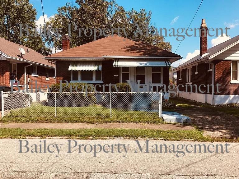 Primary Photo - 119 N 44th St