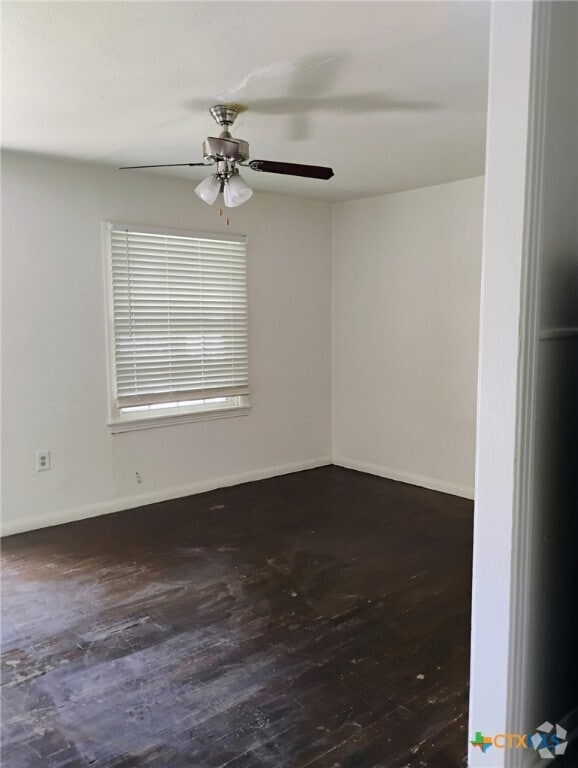 Building Photo - 915 Mimosa St