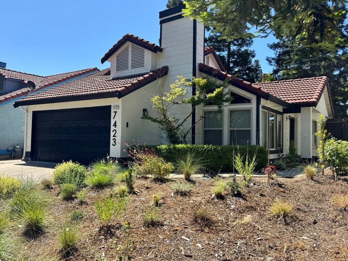 Foto principal - 7423 Fireweed Cir
