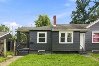 Building Photo - 2902 Whittier Ave