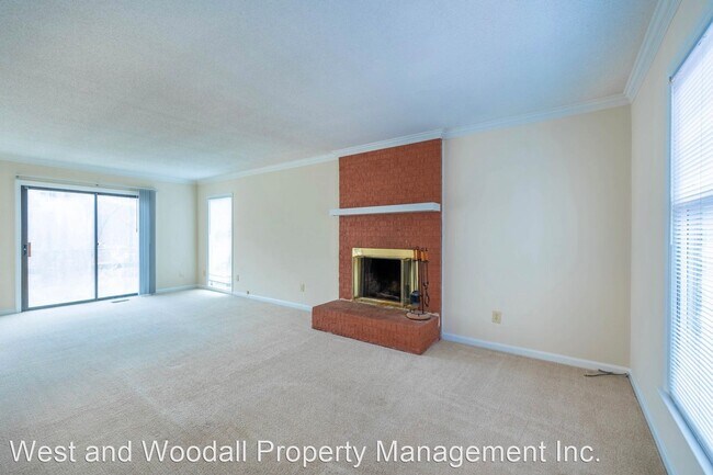 Building Photo - 11 Strawberry Ridge Ln