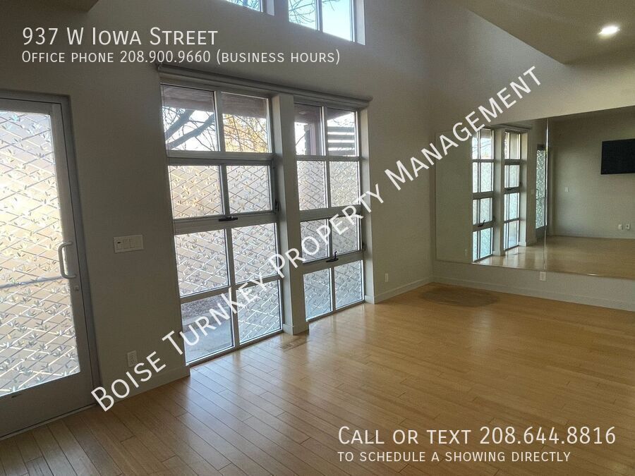 Foto principal - 2 Bed Broadway Ave Townhouse Near BSU!