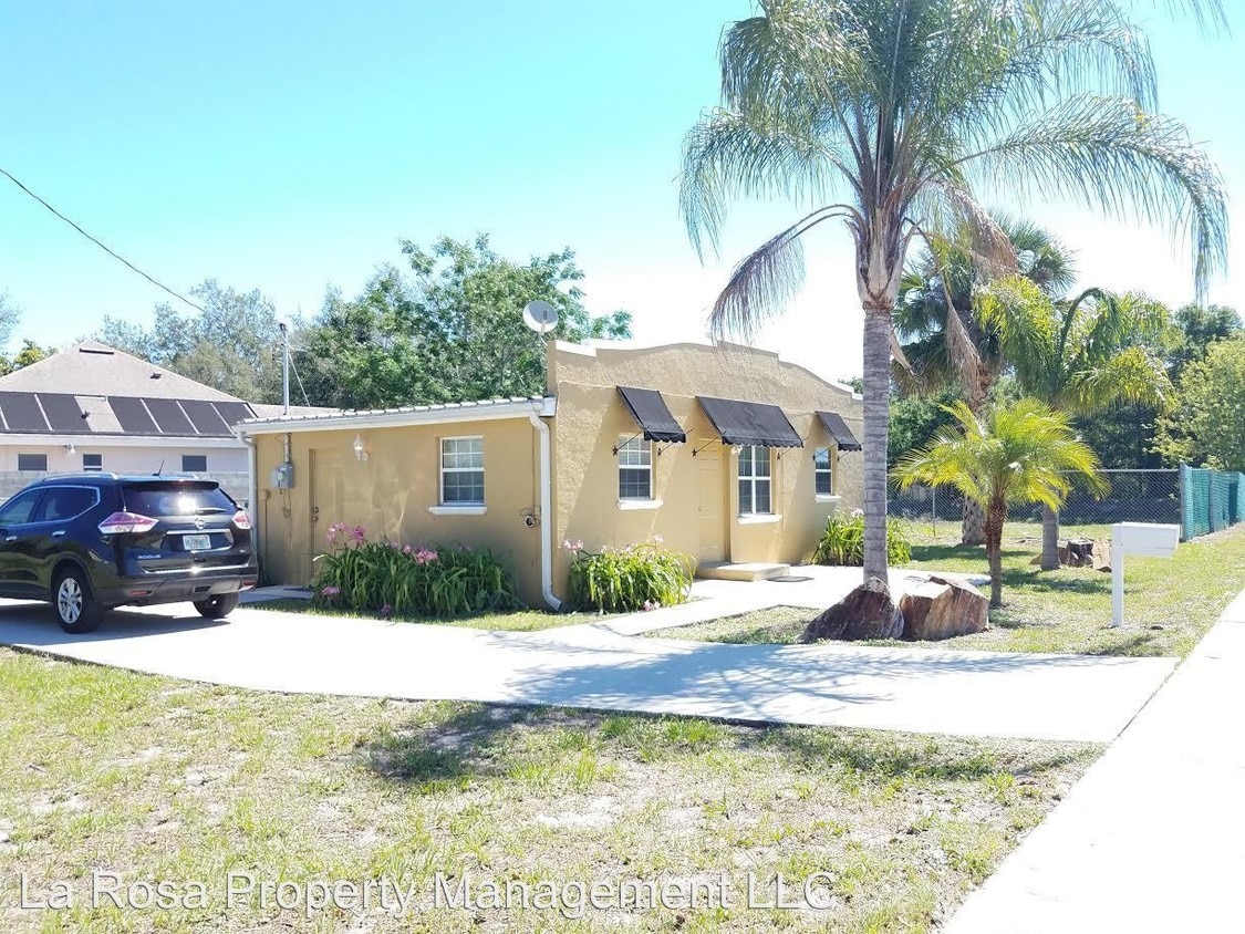 Primary Photo - 2 br, 1 bath House - 7000 RED BUG LAKE RD