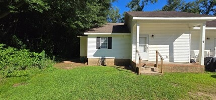 Building Photo - 803 Ruby St