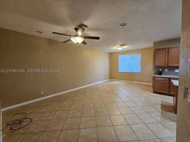 Building Photo - 2779 S Evergreen Cir