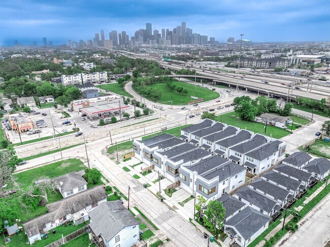 Foto del edificio - 3513 McIlhenny St