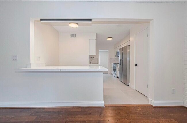 Foto del edificio - 1375 Country Pl Dr