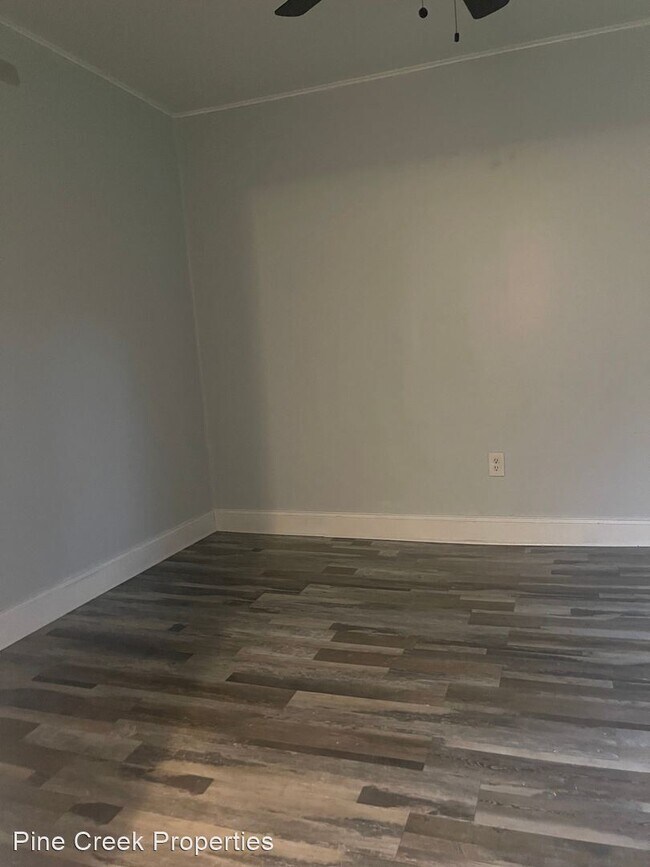 Building Photo - 3 br, 1 bath House - 12514 Longmead Ave.