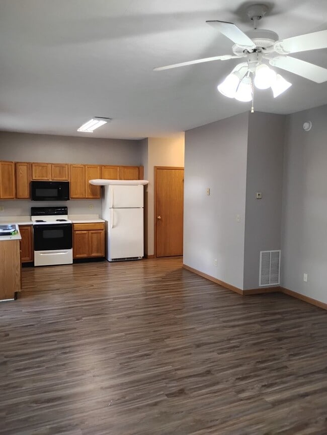 Photo - 3928 Ledyard St Townhome