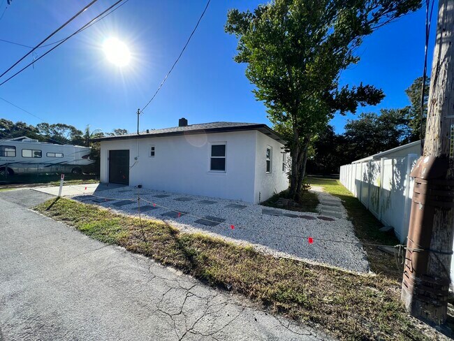 Foto del edificio - 4131 1st Ave N