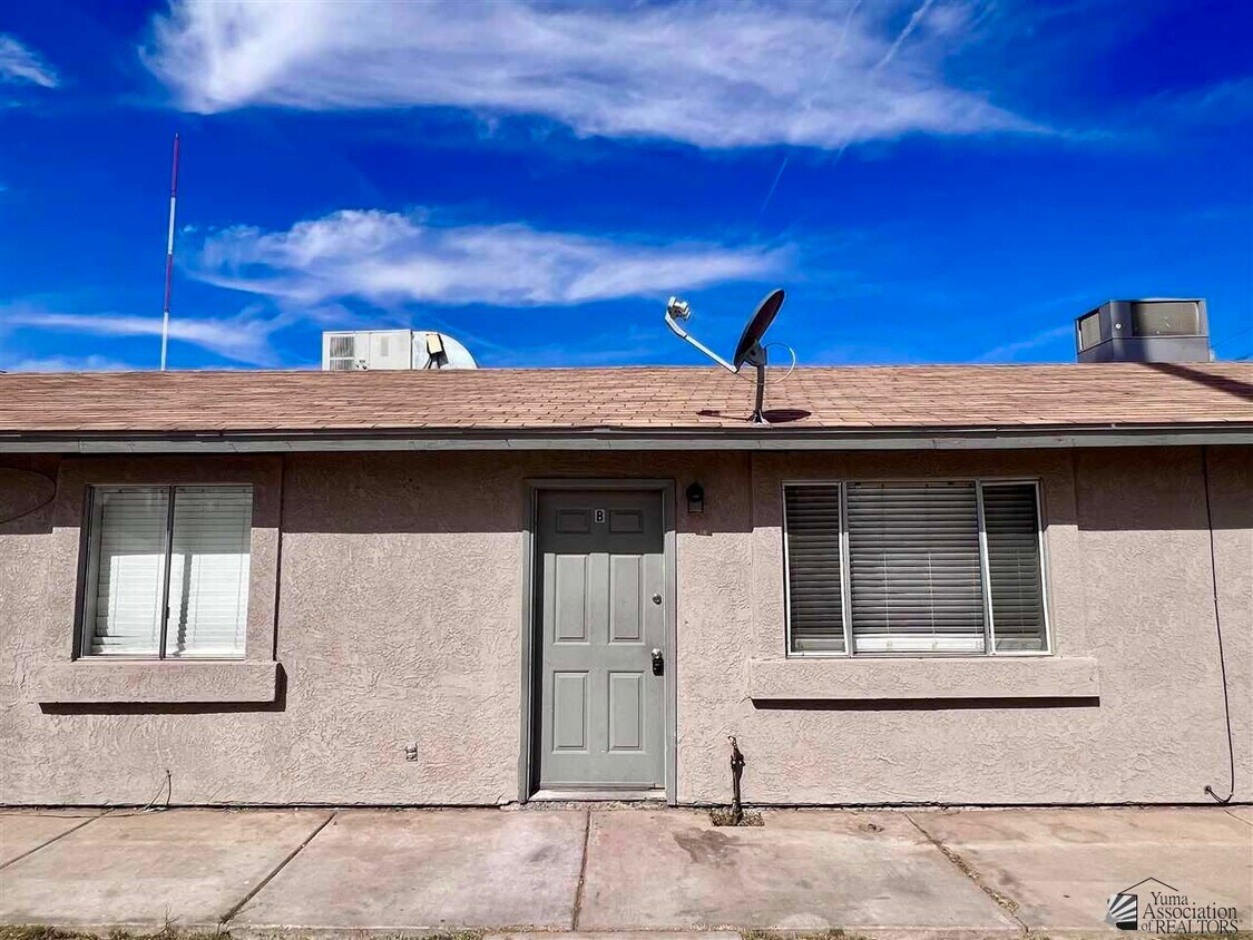 Foto principal - 1801 W 1st St