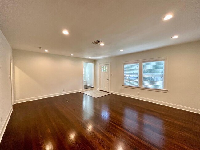 Foto del edificio - 1419 Branard St