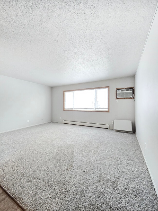 Building Photo - North Ridge