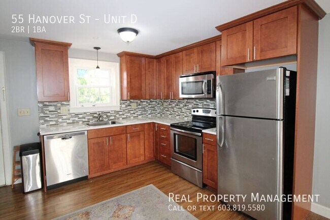Building Photo - 2 Bedroom Townhouse Style Unit in Downtown...
