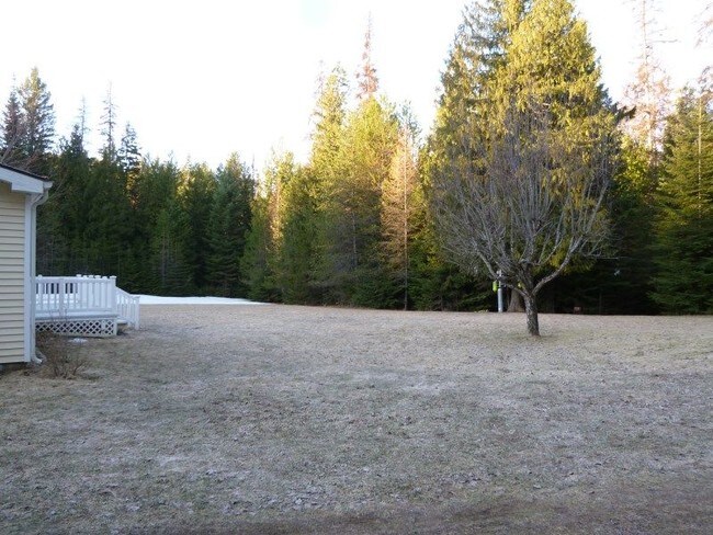 Building Photo - Rural North Idaho Home