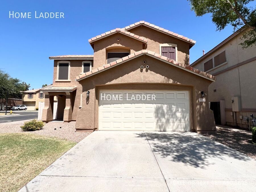 Primary Photo - 8511 E Lindner Ave