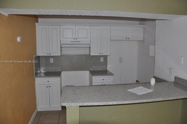 Building Photo - 4500 W 16th Ave