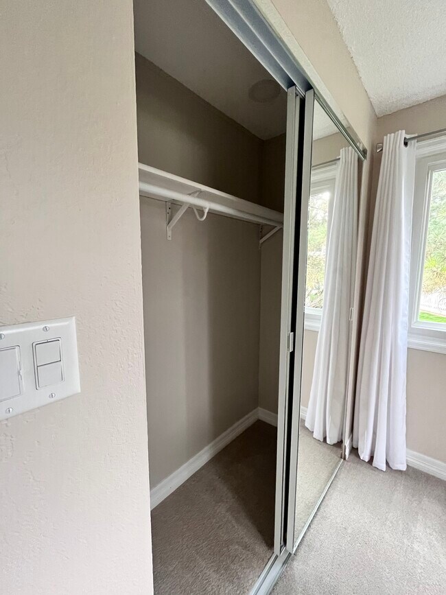 Foto del edificio - 2754 S Kenton Ct