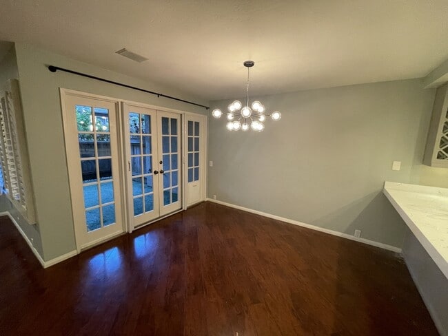 Building Photo - 6036 Cirrus St