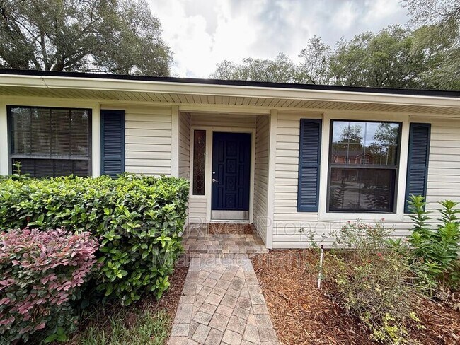 Building Photo - 12955 Julington Ridge Dr E