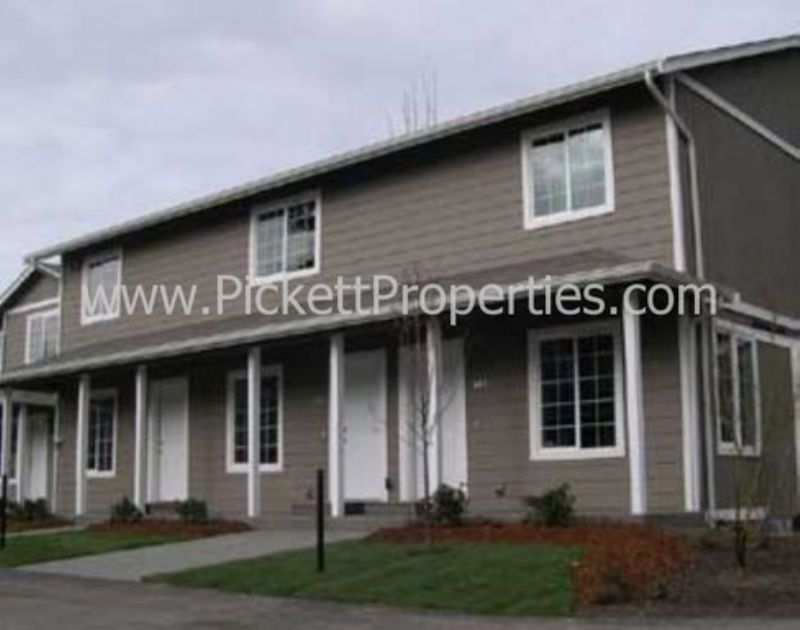 Primary Photo - 681 N Park Ln