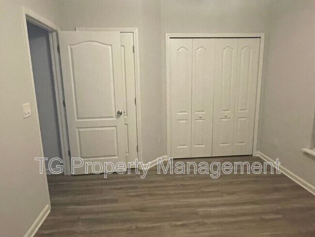 Foto del edificio - 4648 Ave D