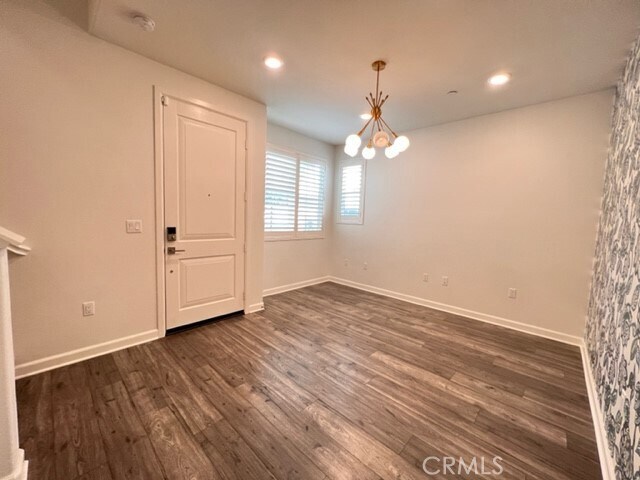 Foto del edificio - 4321 Canyon Coral Ln