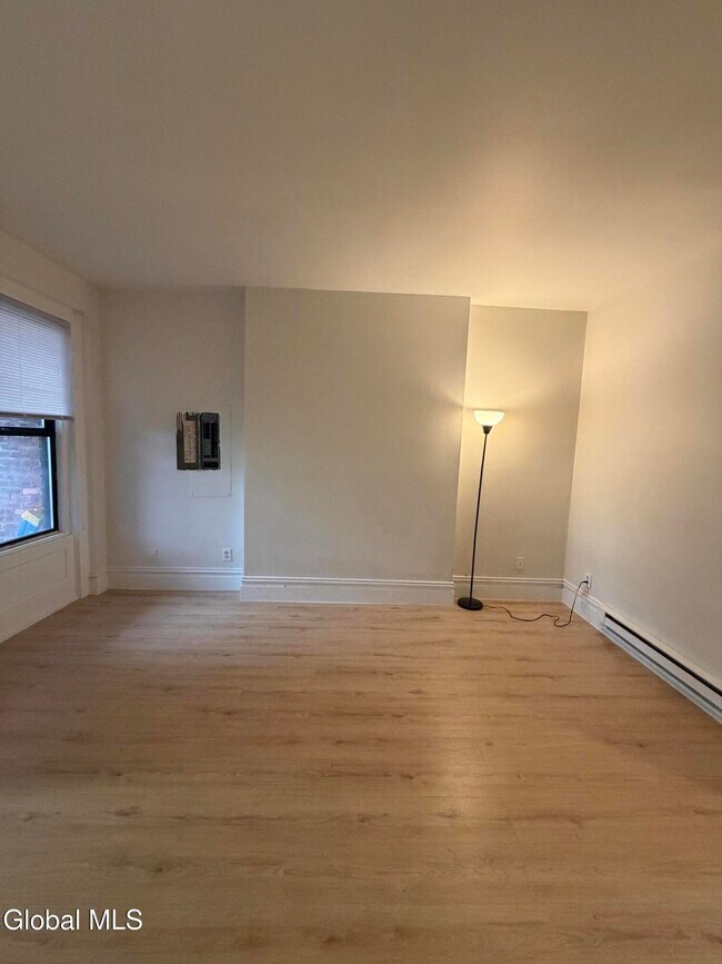 Foto del edificio - 54 Westerlo St