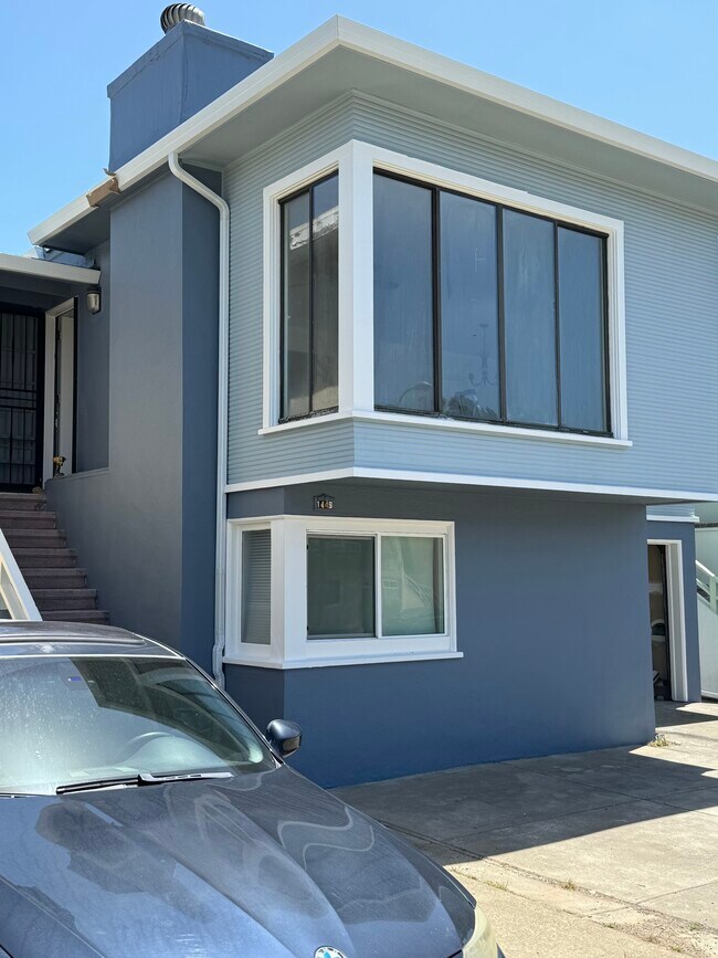 Foto del edificio - 1449 S Mayfair Ave