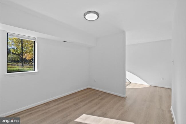 Foto del edificio - 13 Silverwood Cir