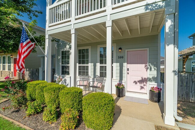 Foto del edificio - Beautiful 4 bedroom, 3.5 bathroom home in ...