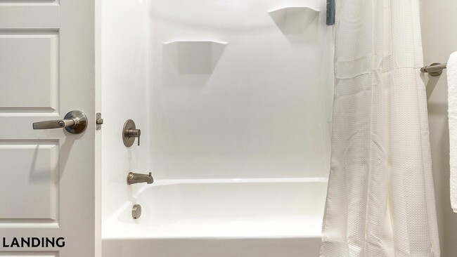 Building Photo - 302 13th St S