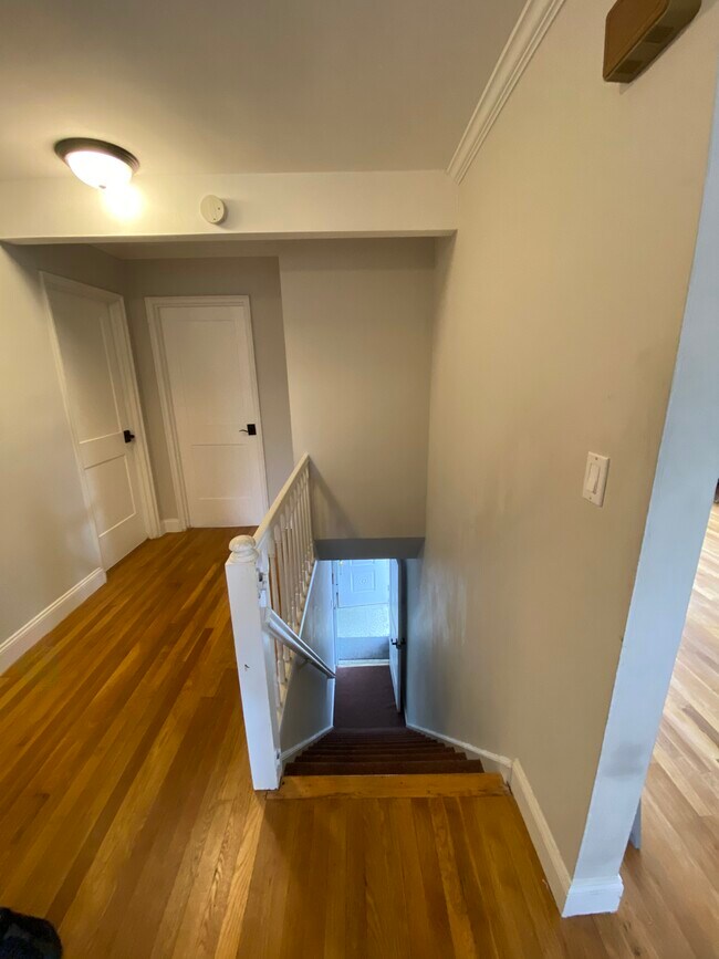 Building Photo - 2439 Bouck Ave