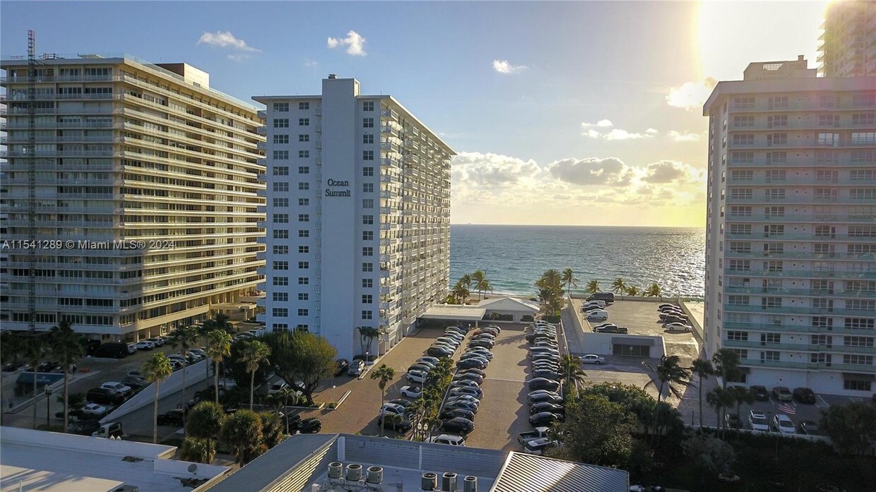 Primary Photo - 4010 Galt Ocean Dr