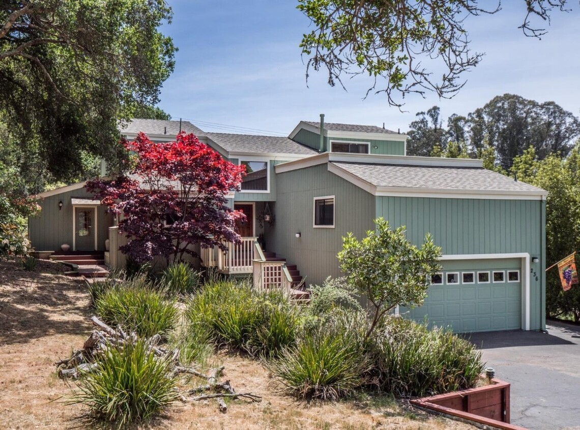 Primary Photo - Resort-like Aptos Single Family House