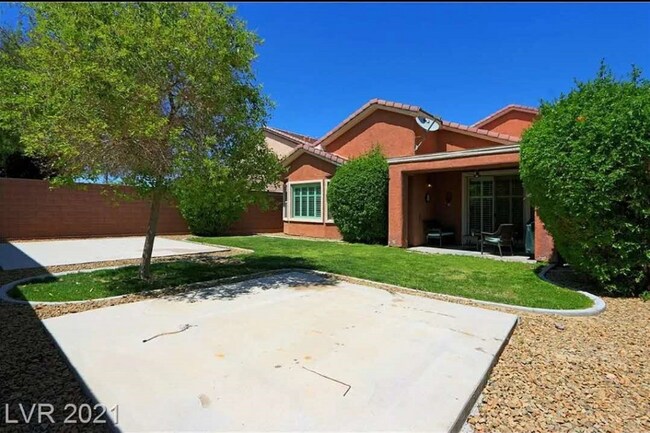 Building Photo - 2521 Pastis Ct