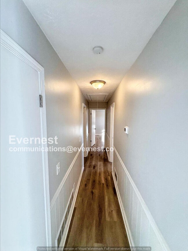 Foto del edificio - 807 Mountain Creek Church Rd NW