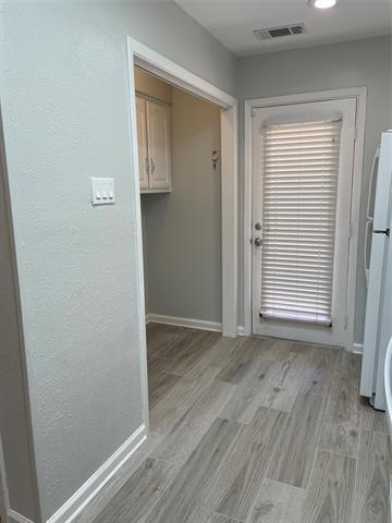 Foto del edificio - 9691 Windy Ridge Rd